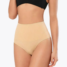 3 db RunwayShape Alakformáló Alsónemű Mid-Waist Tanga